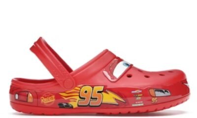 Crocs Classic Clog Lightning McQueen