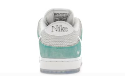 Nike SB Dunk Low April Skateboards