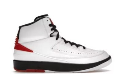 Jordan 2 Retro OG Chicago (2022)