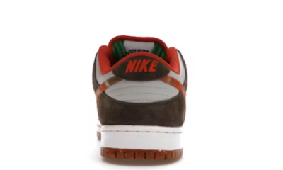 Nike SB Dunk Low Crushed D.C.